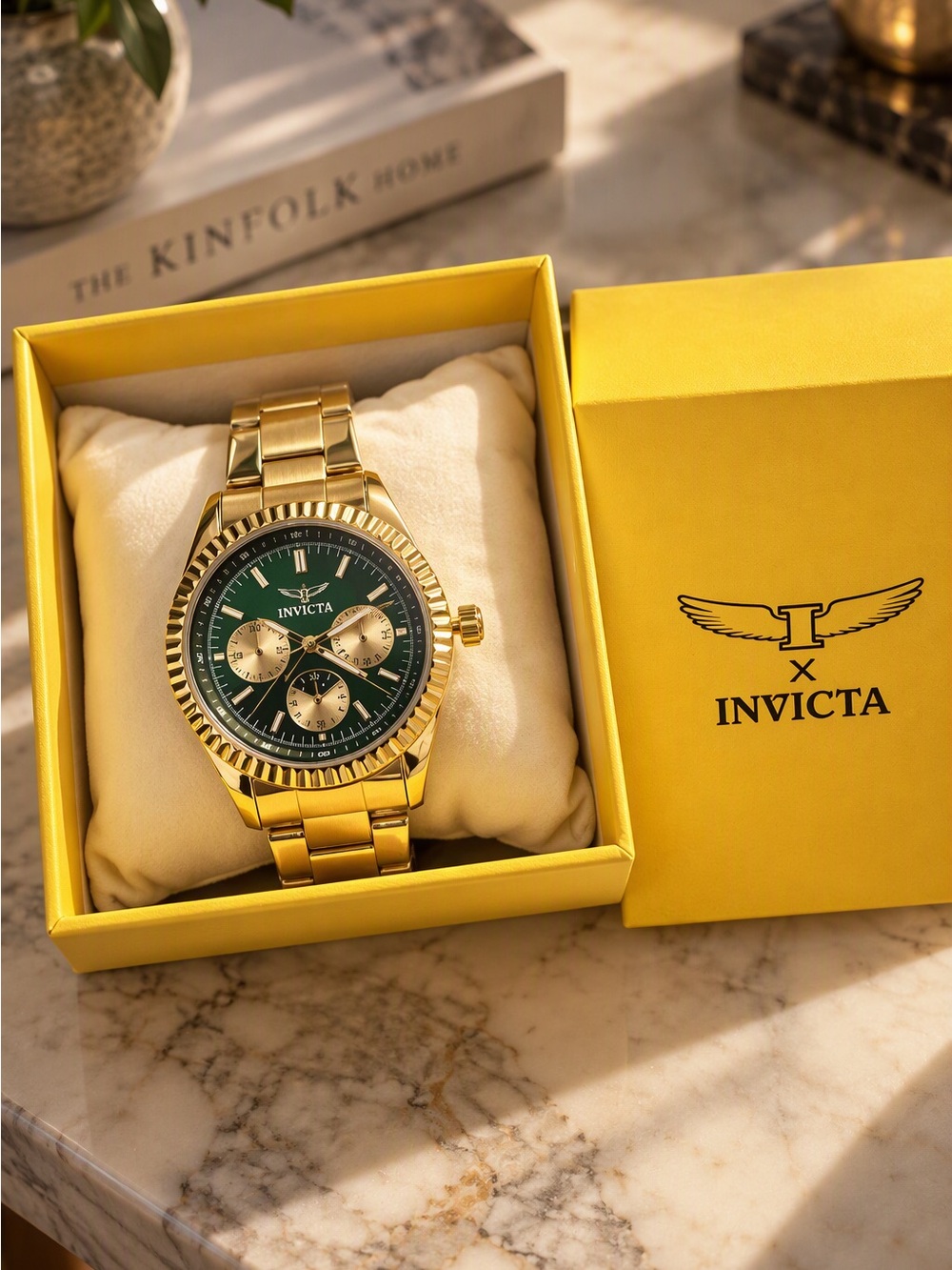 Brand New Invicta Gold & Emerald Green Moonphase Watch Statement Timepiece